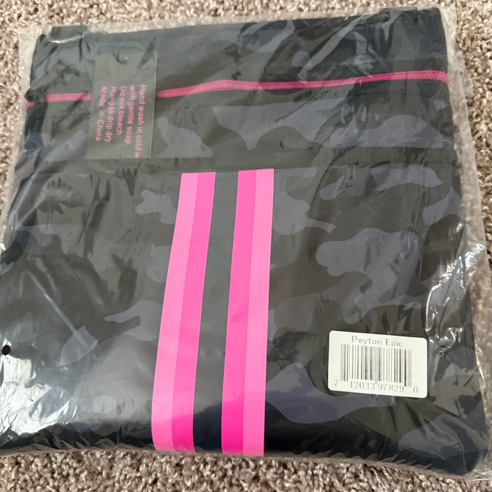 Haute Shore Peyton Epic NWT